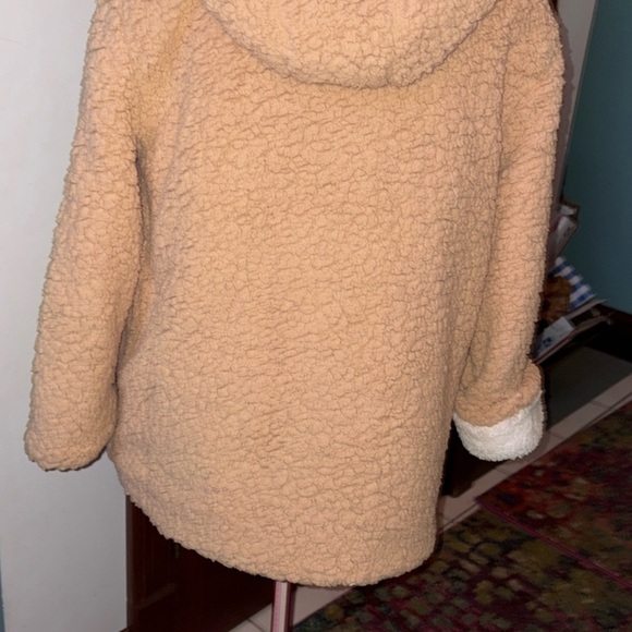C&C California Sherpa jacket coat / faux fur lining tan / white lining Size M - Picture 13 of 14